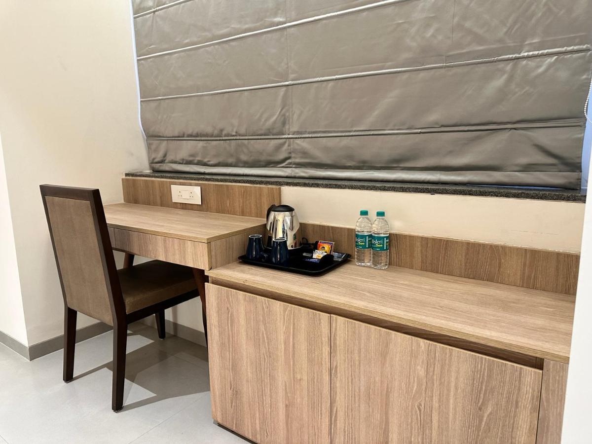 32 Urban By Akoya Hotels Hyderabad Exterior foto