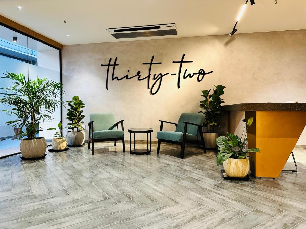 32 Urban By Akoya Hotels Hyderabad Exterior foto
