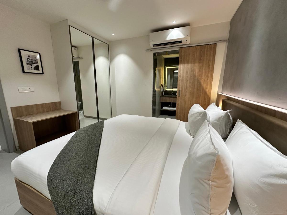 32 Urban By Akoya Hotels Hyderabad Exterior foto